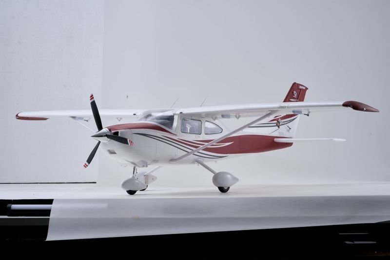 Avión RC FMS 1500mm Cessna 182 PNP Red